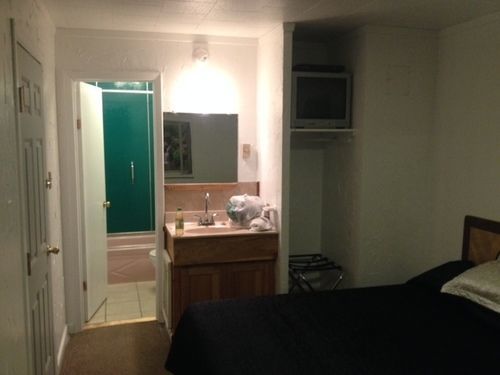 Comfort Green Motel Thayer 외부 사진